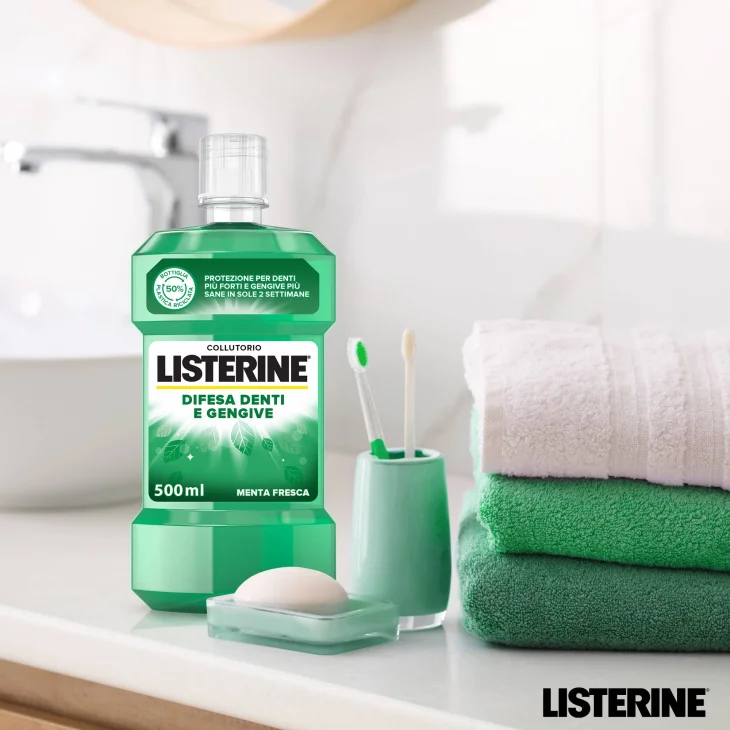 Listerine Collutorio per la Difesa di Denti e Gengive 500 ml