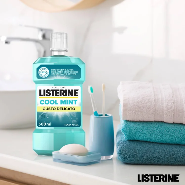 Listerine Collutorio Cool Mint Gusto Delicato Menta Alito Fresco Senza Alcol 500ml