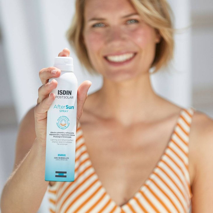 Isdin After Sun Spray doposole idratante e calmante 200 ml