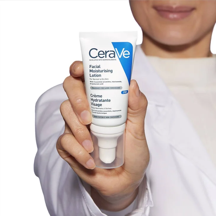 CeraVe Crema Viso Idratante con Acido Ialuronico