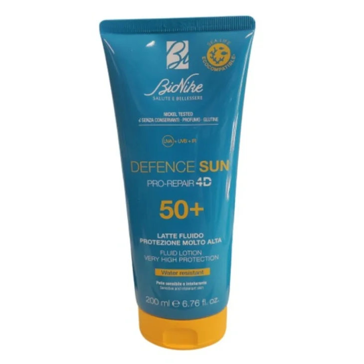 Bionike Defence Sun 50+ Latte Fluido Alta Protezione Solare 200 ml