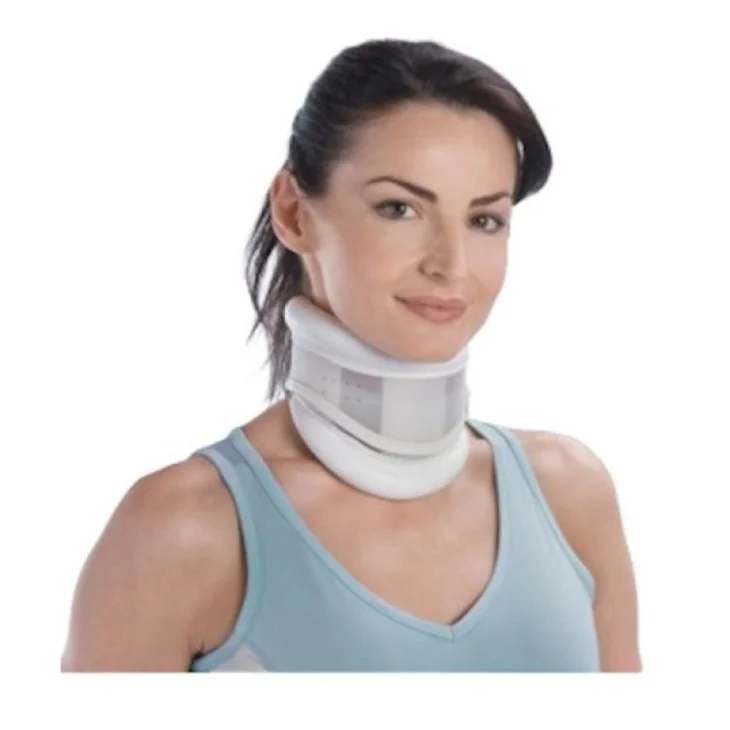 DJO Italia Collare Cervicale Rigido Senza Mento Beige Taglia 2 38-47 cm DJO Italia Collare Cervicale Rigido Senza Mento Beige Taglia 2 38-47 cm