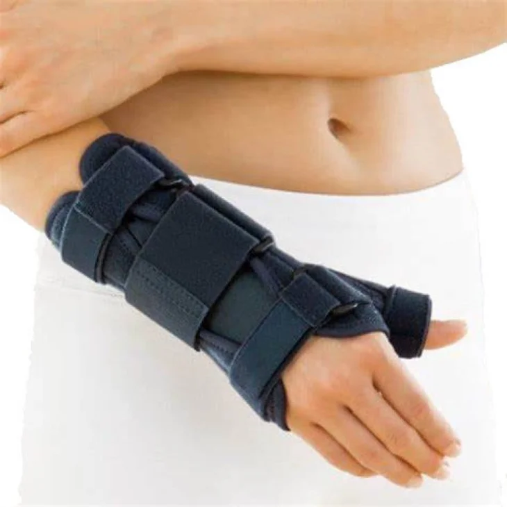 F.G.P. Polsiera Steccata Immobilizzatore Pollice Destra Taglia 2