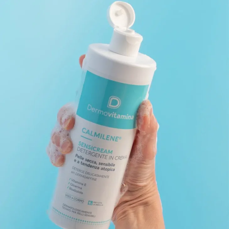 Dermovitamina Calmilene Sensicream Crema Detergente Doccia - Formato: 250 ml Dermovitamina Calmilene Sensicream Crema Detergente Doccia - Formato: 250 ml
