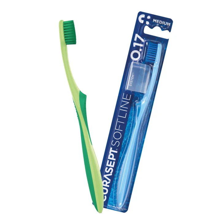 Curasept Medium 017 Spazzolino con setole medie 1 pezzo