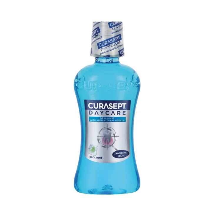 Curasept DayCare Collutorio al gusto Menta Fredda 250 ml