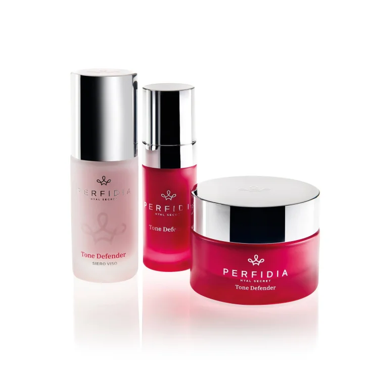 Perfidia Tone Defender Viso Antietà Perfezionatore Cromatico 30ml