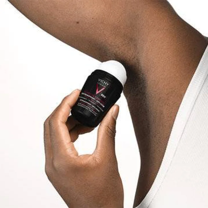 Vichy Homme Clinical Control 96H Deodorante Roll Uomo 50 ml
