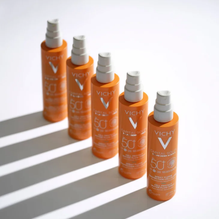 Vichy Capital Soleil Cell Protect Fluido Ultra Leggero Spray Protezione Alta Spf 50+ 200 ml