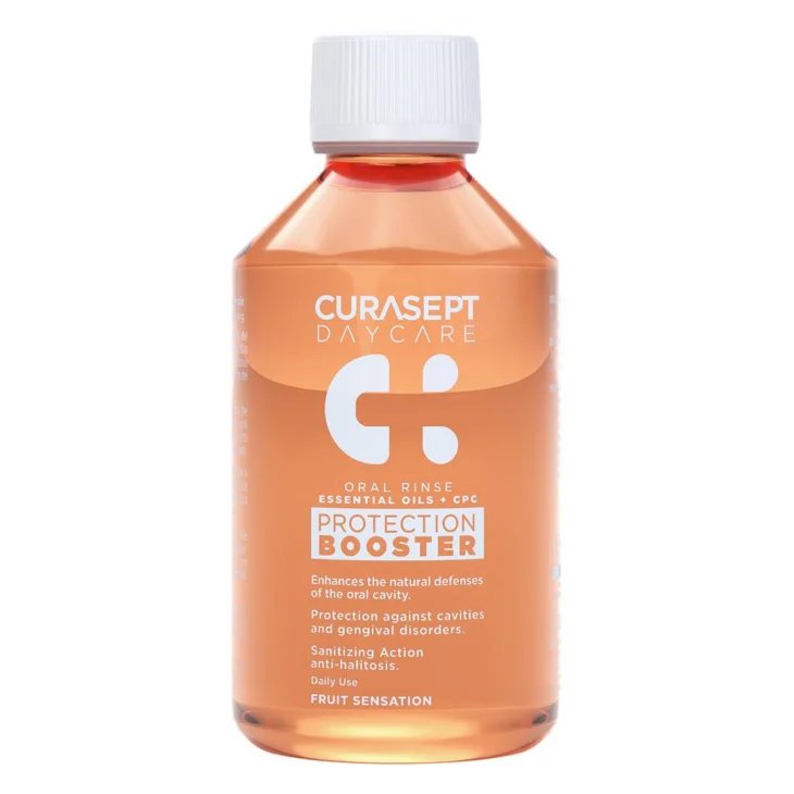 Curasept Daycare Collutorio Protection Booster Fruit Sensation Azione Igienizzante 500 ml