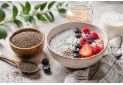 Semi di chia: benefici, proprietà e come usarli ogni giorno, anche a colazione