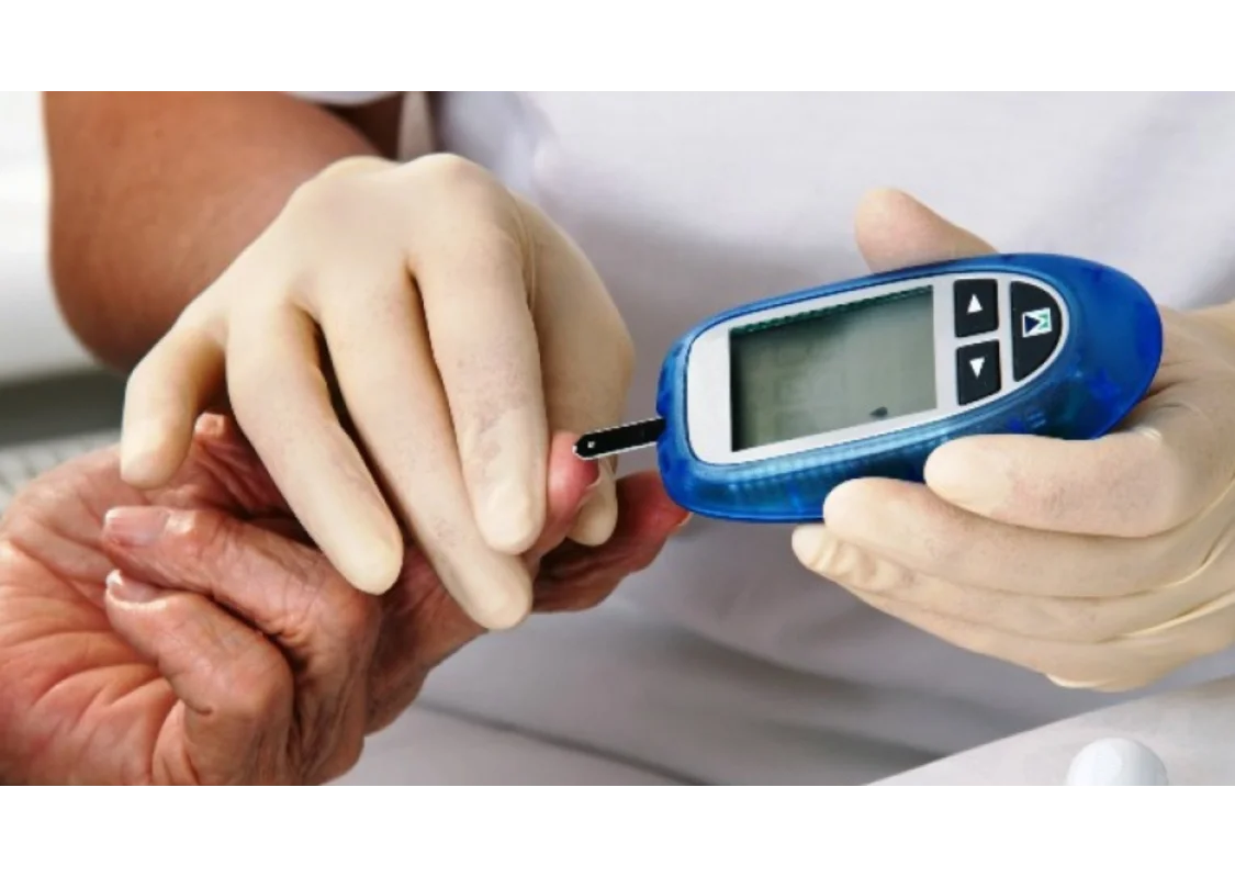 Diabete: come riconoscerlo, sintomi precoci e cosa fare subito