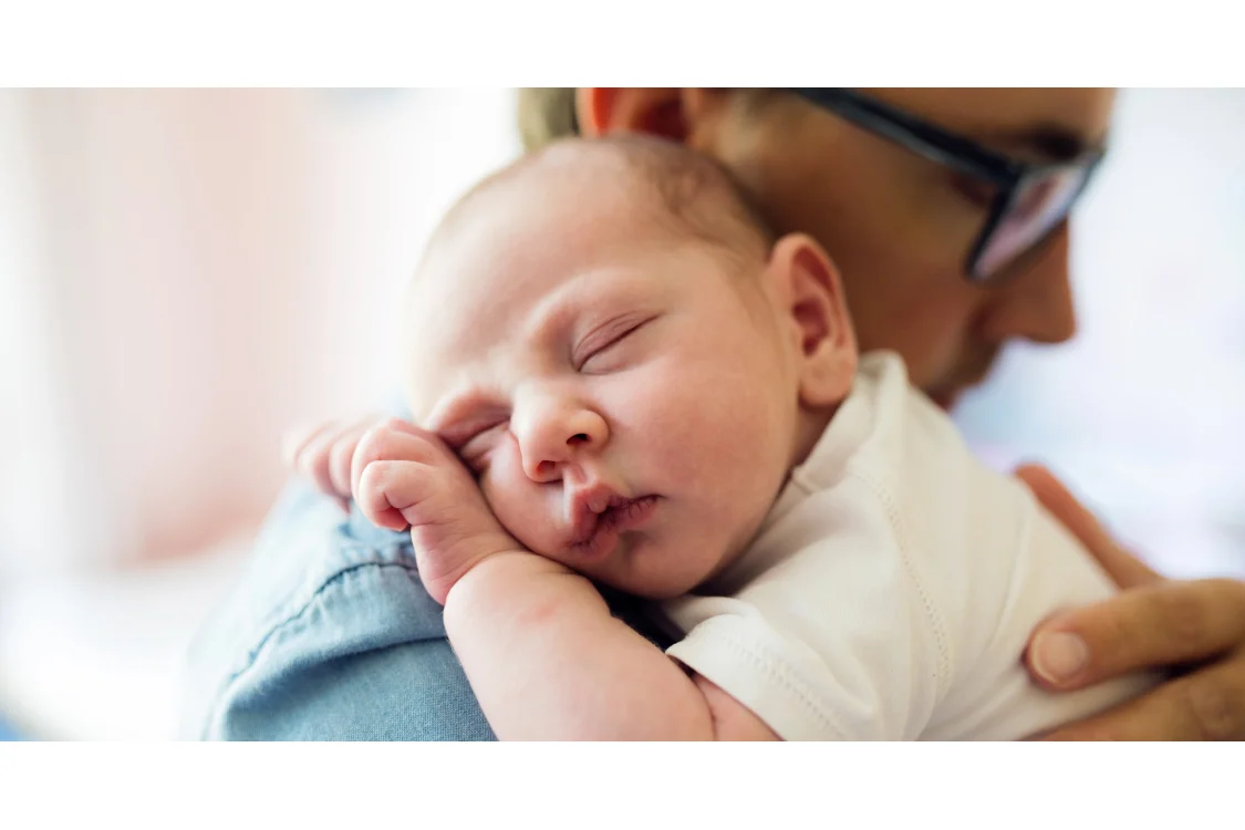 Coliche del neonato: cause, sintomi e rimedi Coliche del neonato: cause, sintomi e rimedi
