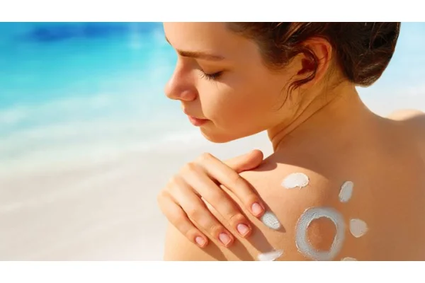 Come proteggere i nei dal sole