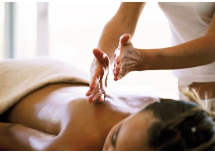 Energia e relax: la potenza del massaggio Shiatsu Energia e relax: la potenza del massaggio Shiatsu