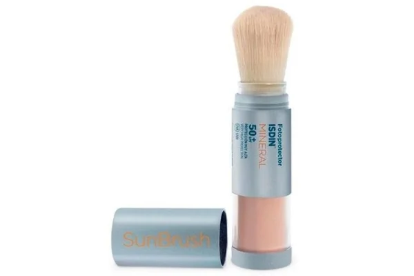 Isdin SunBrush Mineral: la foto protezione del viso da oggi &egrave; pr&ecirc;t-&agrave;-porter