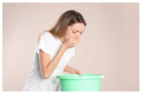 Cos'è la nausea: guida completa