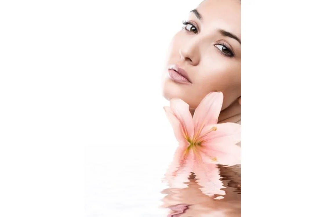 Freschezza e splendore per la tua pelle: le novit&agrave; beauty di Farmacia Igea