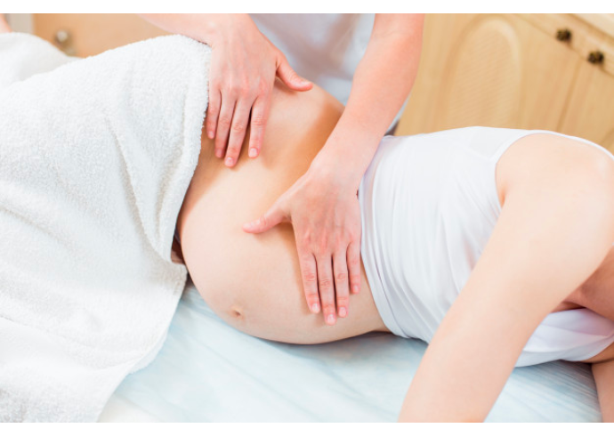 L'osteopatia in gravidanza: un alleato prezioso per future mamme L'osteopatia in gravidanza: un alleato prezioso per future mamme