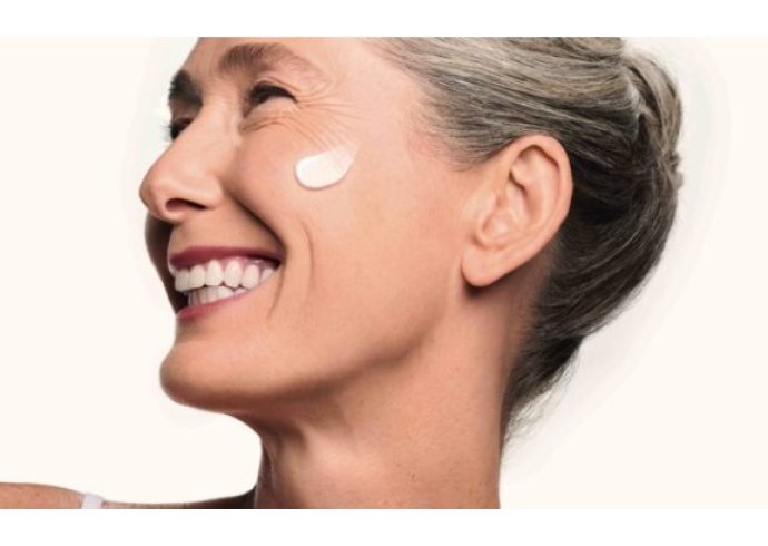 Longevity Skin: la nuova frontiera della cura della pelle Longevity Skin: la nuova frontiera della cura della pelle