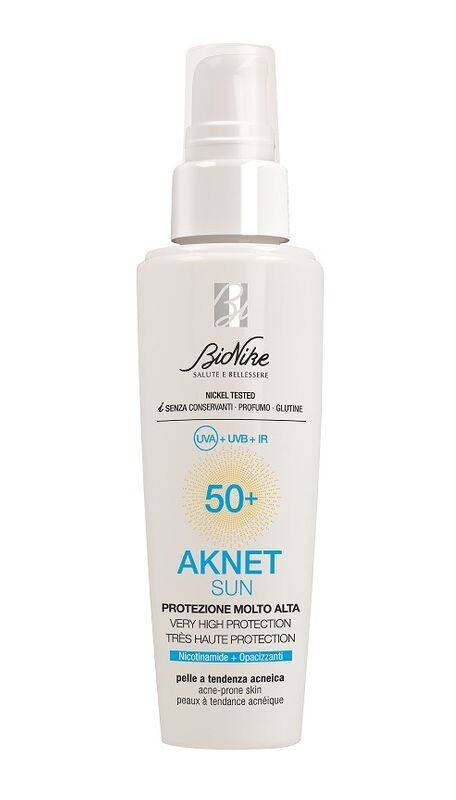 BioNike Aknet Sun SPF50+ Fluido solare per pelle acneica 50 ml