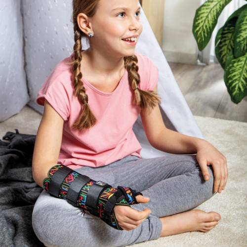 FGP KIDZ - P06D Polsiera Steccata Lunga Con Immobilizzazione Pollice Pediatrica Sinistra Taglia 3
