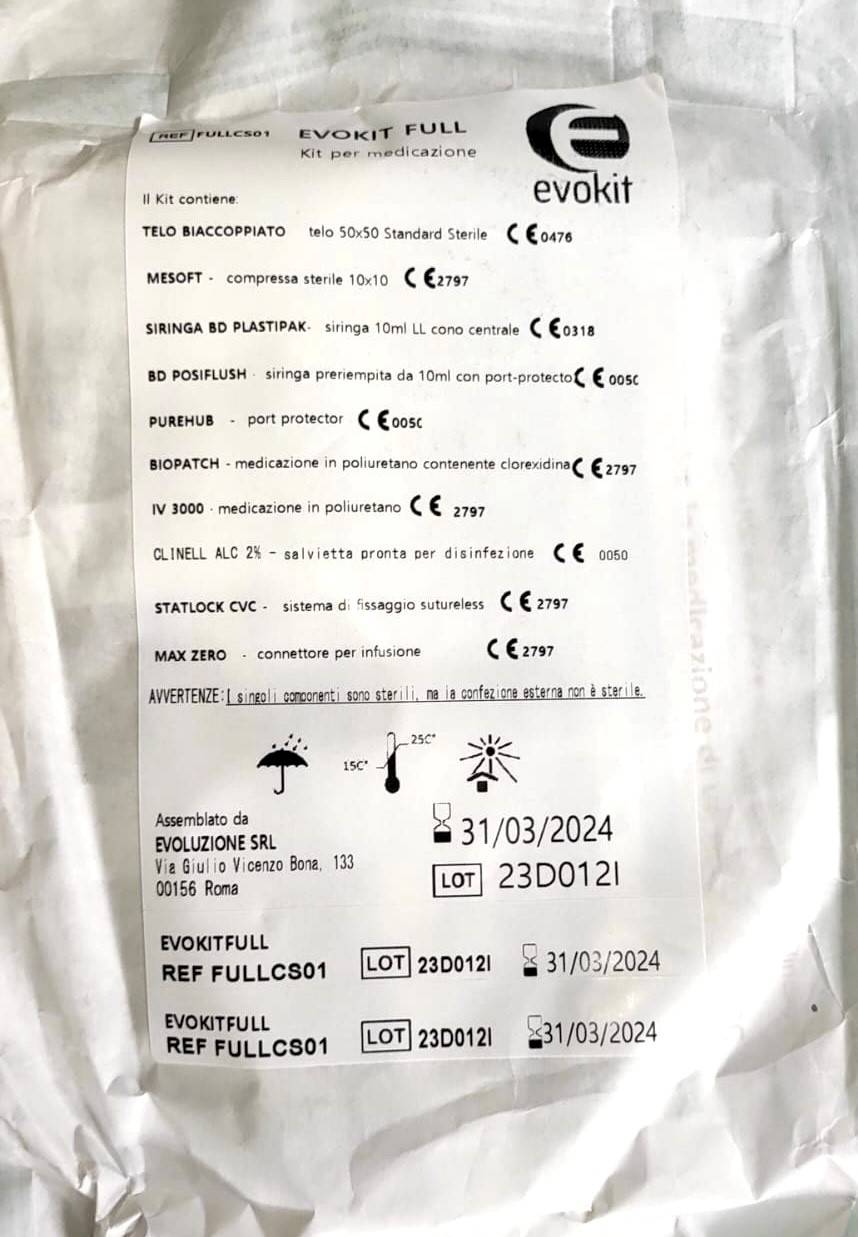 Evokit Full CS01 Kit per Medicazione